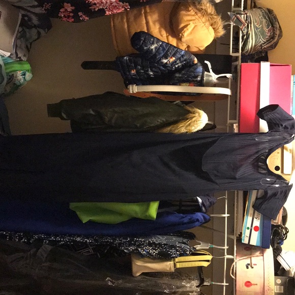 Backless Navy Dress - Picture 6 of 6